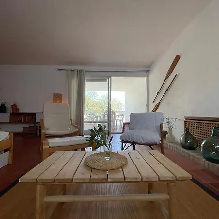 En Cala Privada Apartamento Gerona